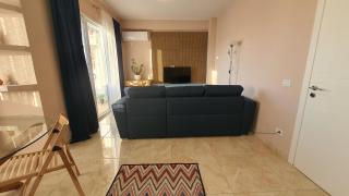 SKY Apartment - Tirana - 9