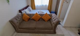 Luca Homes Studio Apartment In Bamburi Mombasa - Mombasa - 1