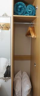 Beautiful London home sleeps 6, 2 minutes to metro - 1
