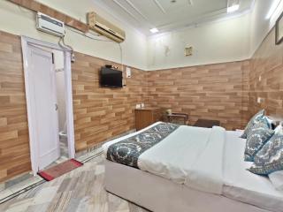 Hotel Haridarshan Opposite Golden Temple - Amritsar - 1