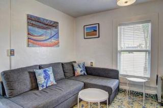 Spanish Village Sunshine Cottage - Port Aransas - 5