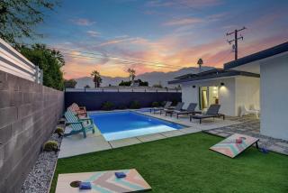 Neon Dream - Meredith Lodging - Palm Springs - 9