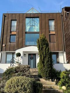 Maison Exceptionnelle ! Vue tour Eiffel et Paris - Suresnes - 0