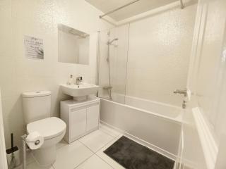 Shared House - 10 mins from Piccadilly Station/Man Uni/O2 Apollo - 4