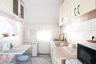 Bright&Cozy flat+balcony near Airport FREE Parking - Sarajevo - 8
