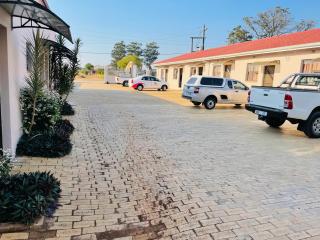SNORING INN Hlabisa - 2