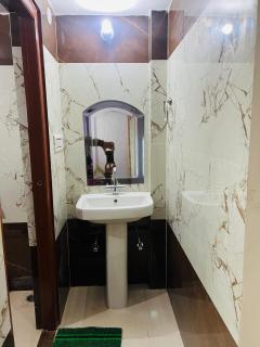 SG Home Stay ( Private 2Bedroom Kitchen Toilet Units) - Ayodhya - 8