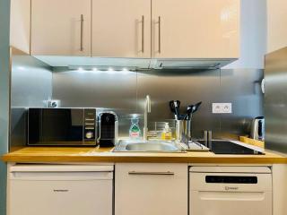 Lovely studio in the Heart of St Germain-des-Prés - Paris - 5