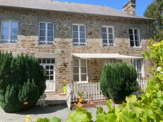 Le Château du Bonheur, Piscine, Sauna et Jacuzzi - Le Loreur - 9