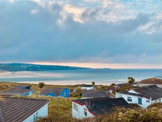 The Beach Hut. St Ives Bay, 5min walk to beach. - Hayle - 0