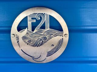 The Beach Hut. St Ives Bay, 5min walk to beach. - 8