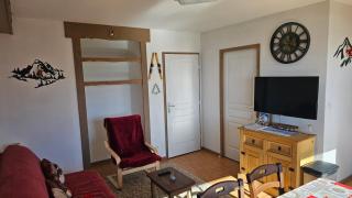 Appartement pieds des pistes, 6p, piscine ouverte pendant l'ouverture de la station, vue imprenable, Chamrousse - 2
