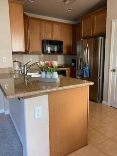 Spacious & Sunny South Reno Home, Near Trails & Shopping 3 beds - Steamboat - 8