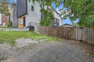 Blue Bungalow - 2 Bedroom and Mins to Broadway - Nashville - 9