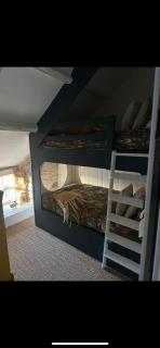 Brynglas Cottage with Hot Tub, Anglesey. - Llanfachraeth - 1