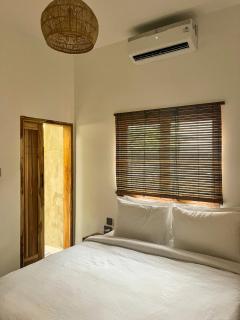 Naima Villa - Kuta Lombok - 3