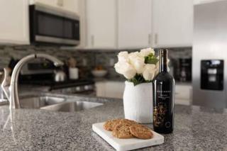 The Edgehill House - cozy & close to everything - Nashville - 3