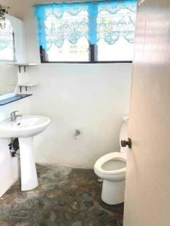 Tamari's Rest House - Lian - 4