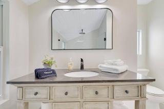 Cottage on Croton Way # 2 - 7