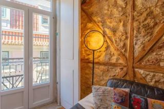 Old Town Chiado Balcony AirCon by LD Apartments - Lissabon - 8
