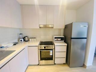 Yas Water's Edge Serenity - 4