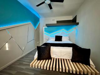 Eagle Stay Dainty Studio - Eagle Pass - 2