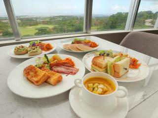 ANA Crowne Plaza Resort Okinawa Uruma Hills By IHG - Uruma - 8