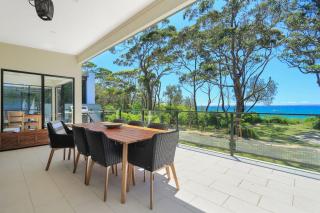 Luxury Beachfront On Collingwood Beach - Vincentia - 0