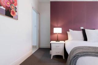 Homely Cottage: Near the City Wifi & Parking - Newstead - 2
