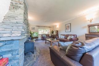 Lakeland farmhouse with an acre of gardens, games room and free parking - Rusland - 8