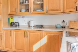Lakeland farmhouse with an acre of gardens, games room and free parking - Rusland - 2