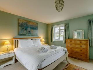 2 Bed in Polruan PC074 - Fowey - 2