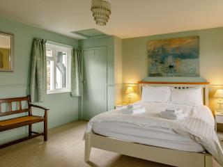2 Bed in Polruan PC074 - Fowey - 1