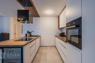 EXQUIS Luxus Apartment USM I Kamin I Terrasse I Parkplatz I Mercedes - Böblingen - 1