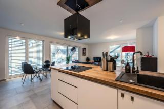 EXQUIS Luxus Apartment USM I Kamin I Terrasse I Parkplatz I Mercedes - Böblingen - 2