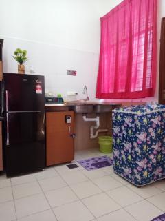 Orkid Camelia Homestay 4 Bedrooms Fully Aircond - Near Drawbridge,Mayang Mall,KTCC,Pasar Payang - Kuala Terengganu - 3