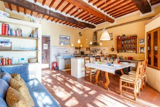 Tuscan Home Panoramic Hills Terrace - Happy Rentals - Rignano sullʼArno - 4