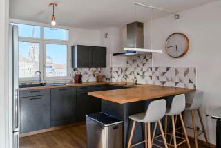 Bright apartment in hypercenter with parking - Tourcoing - 3