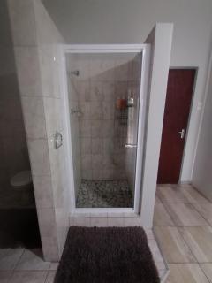 Oppi Draai Guesthouse - Oudtshoorn - 7