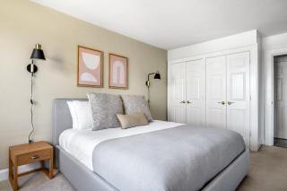 W End 1BR w Gym WD nr MGH T Stop BOS-288 - 2