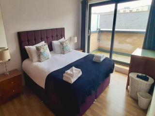 Your Space Apartments - Eden House - 1