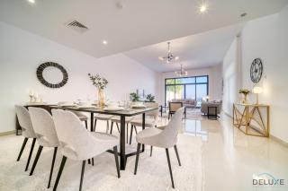 Best Deal, Classy 4BR Villa with Pool & Ocean Views by Deluxe Holiday Homes - 8