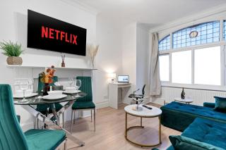 Stylish 2 Bed Apartment near Central London - Londra - 0