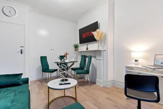 Stylish 2 Bed Apartment near Central London - Londra - 2