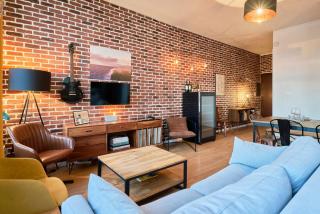 1 bedroom apartment near metro, shops & schools - Lille - 0