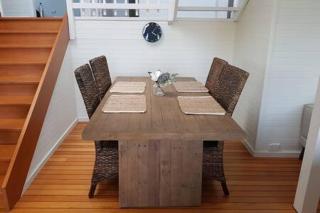 Waterfront Scotland Island Holiday Home - Family & Pet Friendly - 3 Bedrooms - Wifi - Netflix - Private Jetty - 2