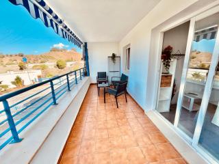 Apartamento con vistas al mar y plaza aparcamiento - 1