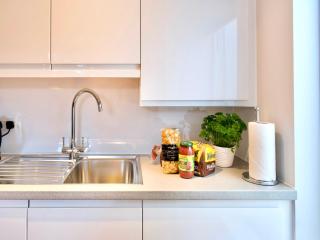 Your Space Apartments - Jubilee House - Cambridge - 1