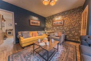 Tastefully decorated, family friendly property, central Kirkby Lonsdale, parking and EV charger - Kirkby Lonsdale - 4