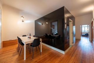 Fontainhas Flat: Balcony & Parking - Porto - 2